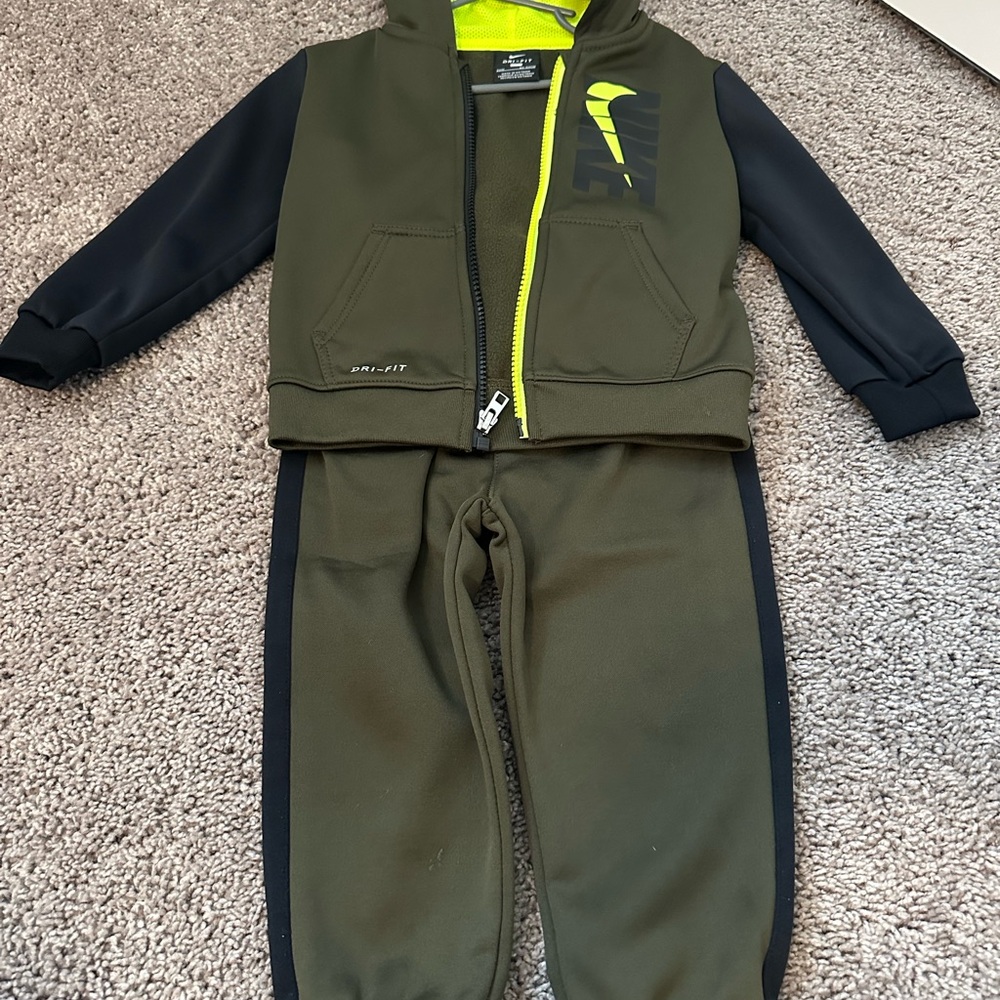 Nike Dri-Fit Olive and Black Jogger Set